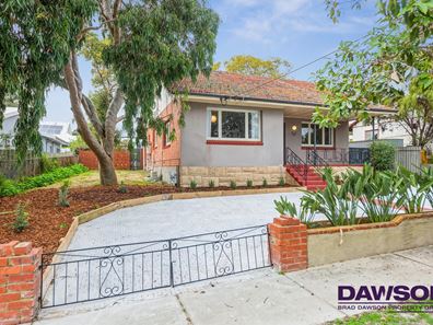 10 Collick Street, Hilton WA 6163