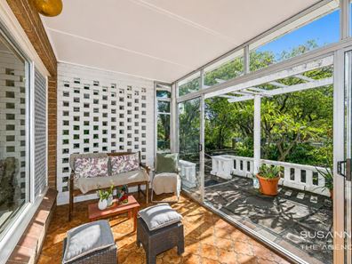 17 Noel Road, Gooseberry Hill WA 6076