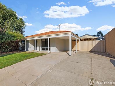 12 Narrier Close, South Guildford WA 6055