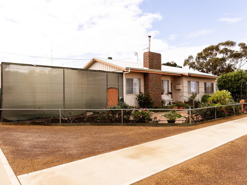 115 Butcher Street, Bruce Rock WA 6418