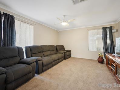 47 Bluegum Road, Thornlie WA 6108