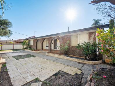64 Tuckey Street, Mandurah WA 6210
