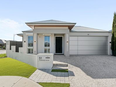 51 Tuberose  Road, Piara Waters WA 6112