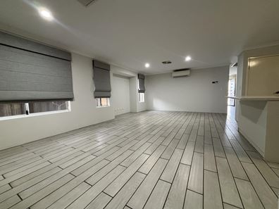 3 Mirrool Way, Ellenbrook WA 6069