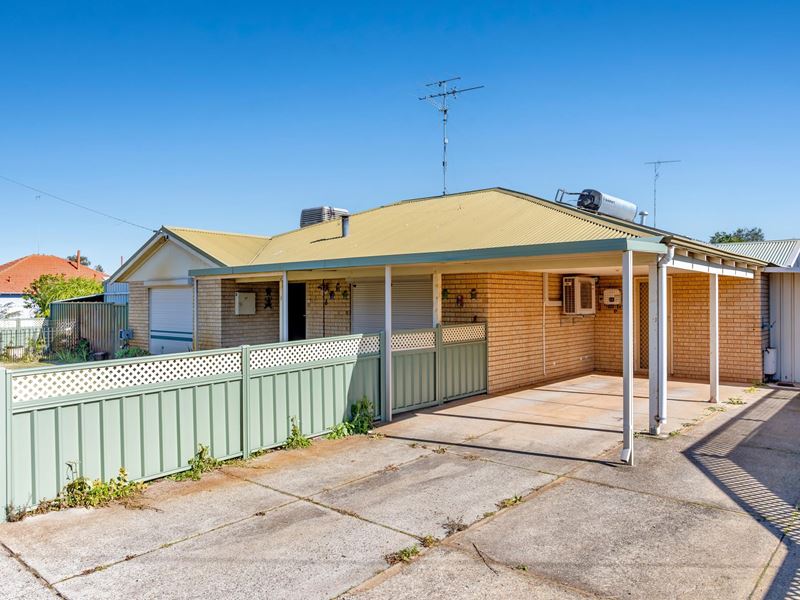 37 McLarty Road, Pinjarra WA 6208