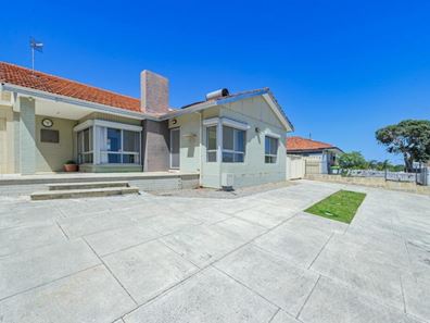 4 Bradshaw St, Eden Hill WA 6054