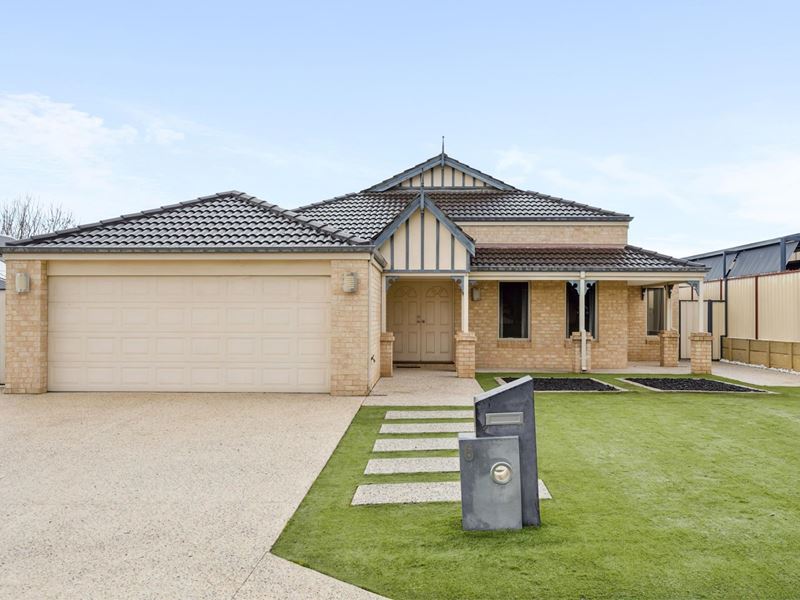 6 Holroyd Link, Wanneroo WA 6065