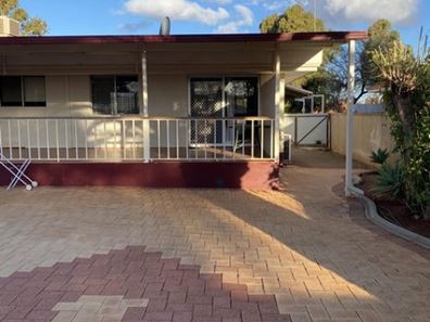 192 Hare Street, West Lamington WA 6430