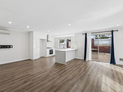 1/32 Scalby Street, Scarborough WA 6019