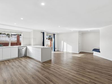 1/32 Scalby Street, Scarborough WA 6019