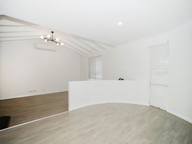 11 Castlereagh Circle, Port Kennedy WA 6172