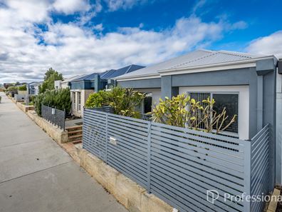 43 Hollyford Parade, Butler WA 6036