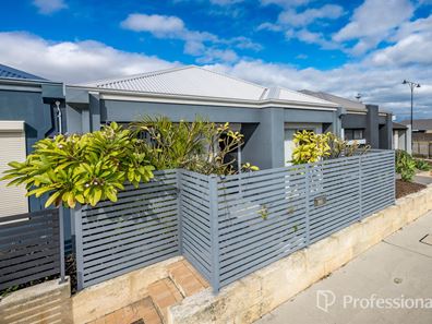 43 Hollyford Parade, Butler WA 6036