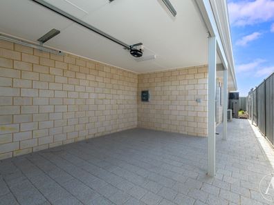 1B Waratah Lane, Byford WA 6122