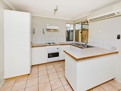 4/18 York Street, Tuart Hill WA 6060
