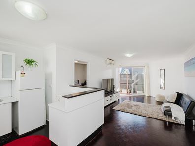 21/15 Melville Parade, South Perth WA 6151