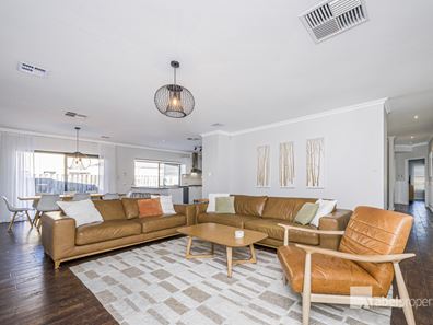 10 Shipton Lane, The Vines WA 6069