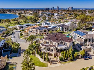 1 Majestic Close, Applecross WA 6153