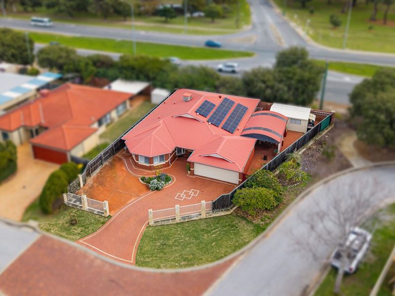2 Tyneside Loop, Meadow Springs