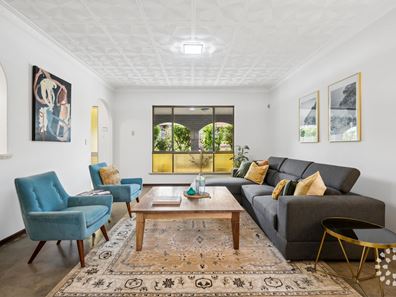 4 Outram Place, Hamilton Hill WA 6163