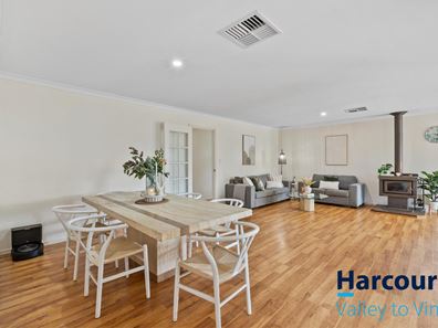 119 Chardonnay Drive, Lower Chittering WA 6084
