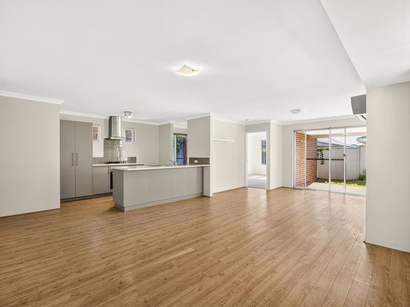 9 Grasswren Way, Alkimos WA 6038
