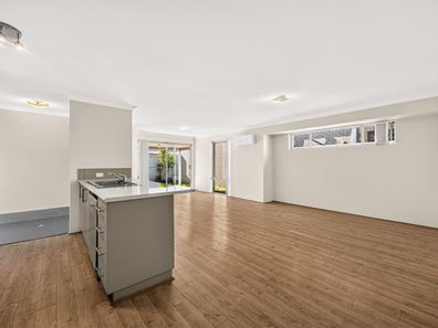 9 Grasswren Way, Alkimos WA 6038