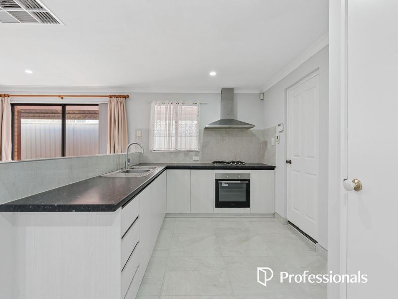 29 Cedar Way, Forrestfield WA 6058