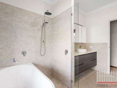 69 North Road, Bassendean WA 6054