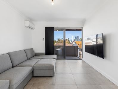 18/340 Stirling Street, Highgate WA 6003