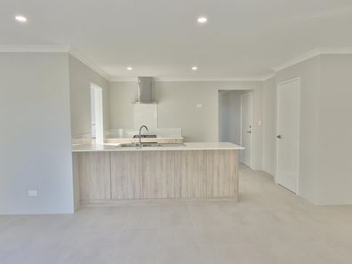 7 Condor Rd, Yanchep WA 6035