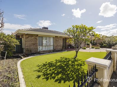 5 Beeston Crescent, Marangaroo WA 6064