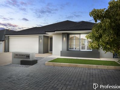 10 Hestercombe Way, Landsdale WA 6065