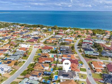 12 Rochefort Retreat, Port Kennedy WA 6172