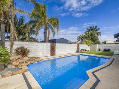 12 Rochefort Retreat, Port Kennedy WA 6172