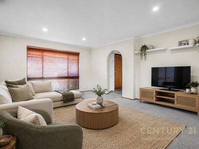 10 McNamara Drive, Thornlie WA 6108