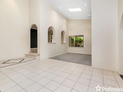 1 Leece Place, Booragoon WA 6154
