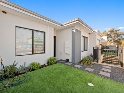 31 Orange Street, Kwinana Town Centre WA 6167