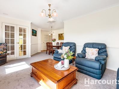 26 Edinburgh Avenue, Kinross WA 6028