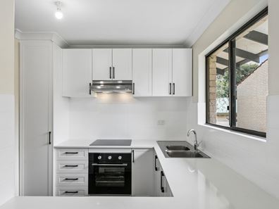 12/10 Aberdare Road, Shenton Park WA 6008