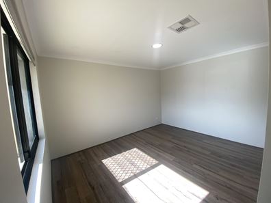 9B Churchdown Street, Thornlie WA 6108