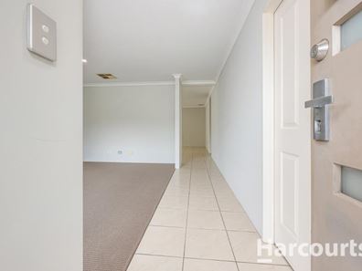 8 Utica Terrace, Clarkson WA 6030