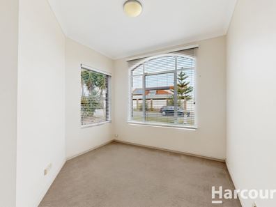 21 Manhattan Avenue, Iluka WA 6028