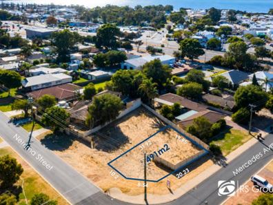 32 Mercedes Avenue, Falcon WA 6210