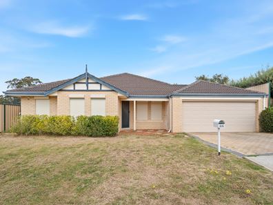 44 Pepperell Crescent, Leda WA 6170