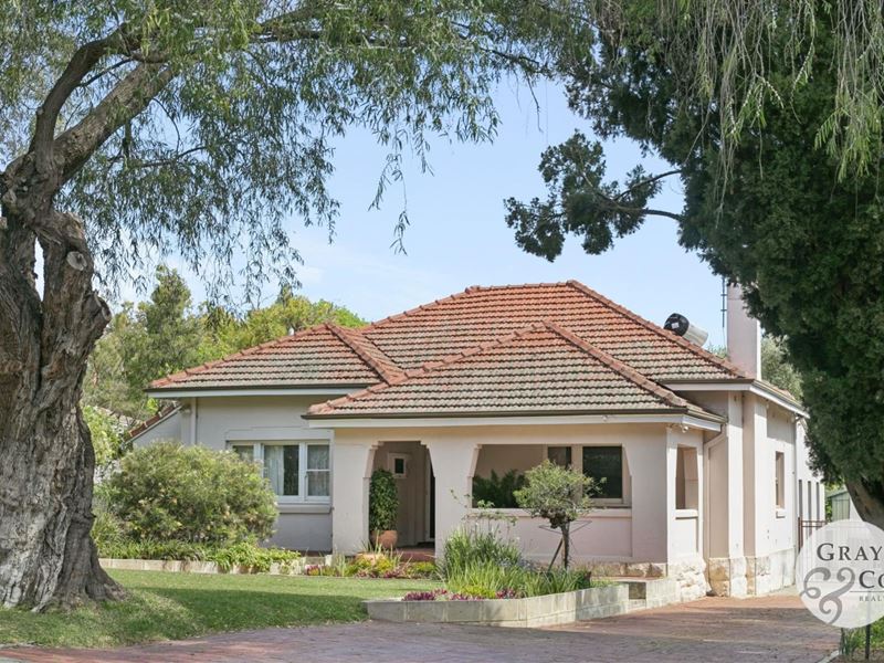 47  Hynes Road, Dalkeith WA 6009