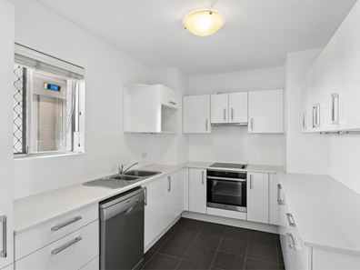17/42 Victoria Avenue, Claremont WA 6010
