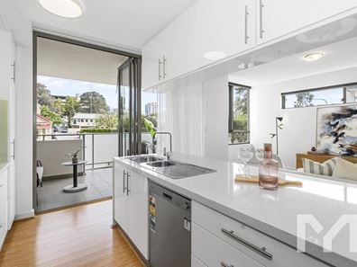 2/2 Douro Place, West Perth WA 6005