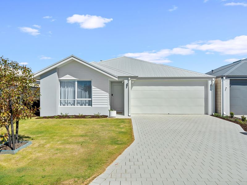 19 Pinarello Street, Madora Bay WA 6210