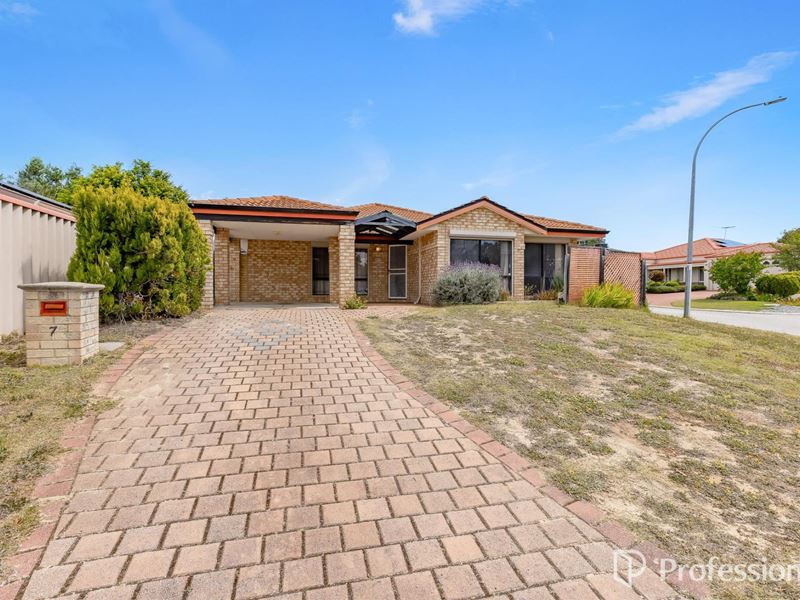 7 Palga Crescent, Beeliar
